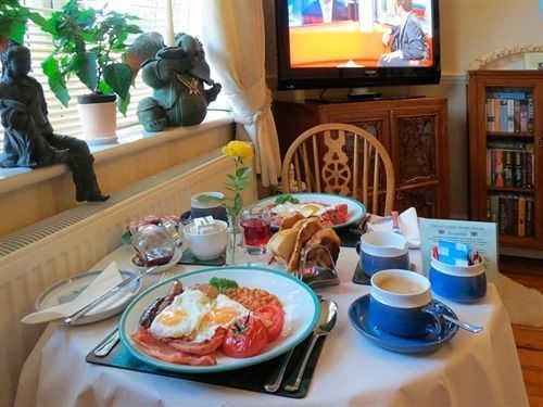 Vulcan Lodge Guest House Horley Ngoại thất bức ảnh